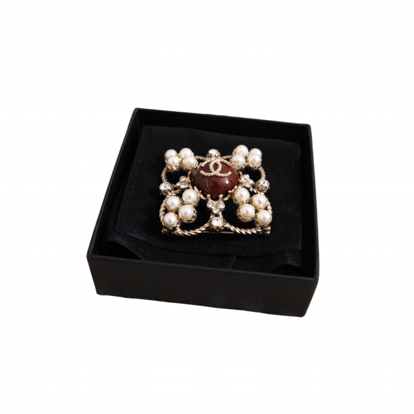Win a Chanel 'The Brasserie Gabrielle' Brooch Pendant - Image 2